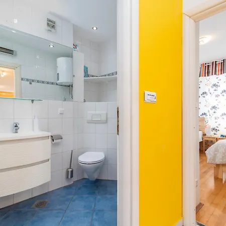 Sunny Terrace - Zulim,