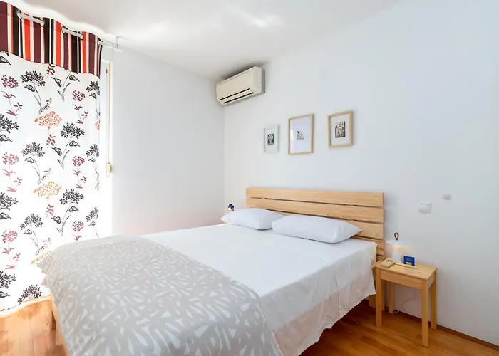 Апартаменты Sunny Terrace - Zulim,
