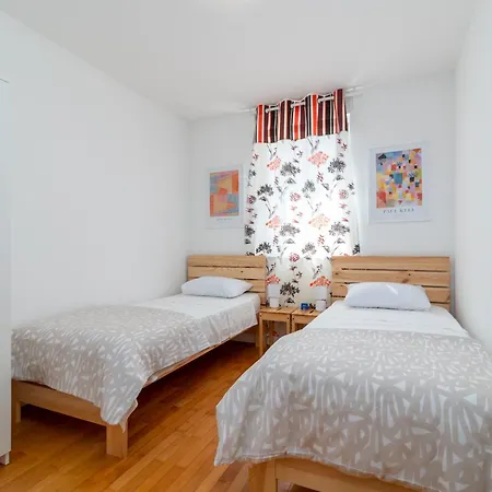Apartment Sunny Terrace - Zulim, Trogir