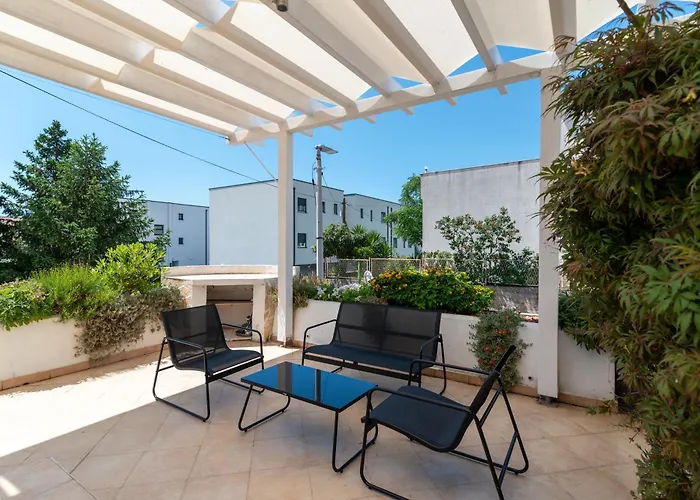 Lejlighed Sunny Terrace - Zulim, *